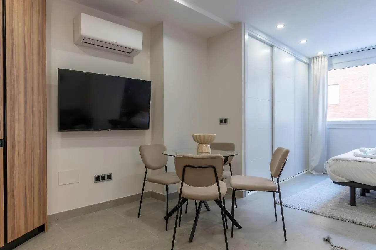 Studio La Malagueta By Sharingco Malaga Apartment