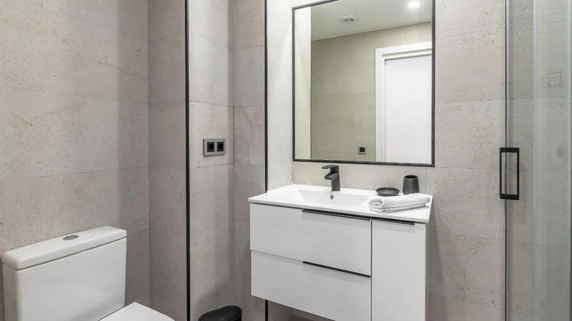 Apartment Studio La Malagueta By Sharingco Malaga