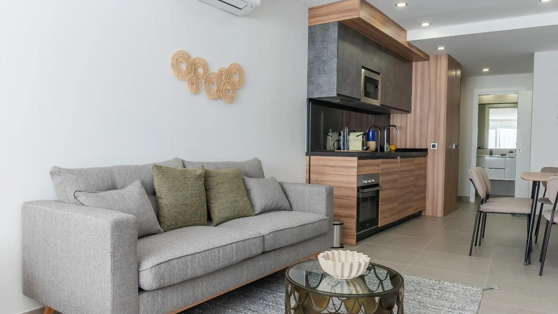 Studio La Malagueta By Sharingco Malaga Apartment